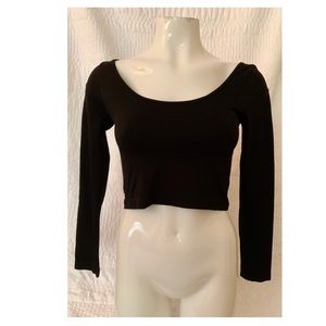 Black Long Sleeve Crop Top